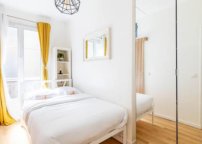 Guestready - 11th Arr. Comfortable Retreat Апартаменты Париж